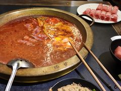 -沸炉重庆老火锅(军事博物馆店)