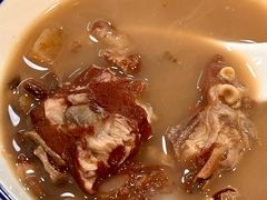 -明本湛江鸡•海鲜小厨(陈家祠店)