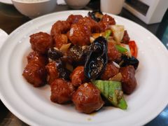 焦溜丸子-鸿运楼烤鸭店(天桥店)