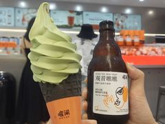 -喧闹·东方大气茶(鹅岭二厂店)