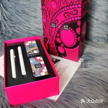 【逢年过节还烦恼送什么给亲戚女儿，来看看联名盛世美颜礼盒吧】