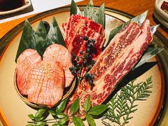 -肉魁屋·烧肉·烧鸟·酒场(高新店)
