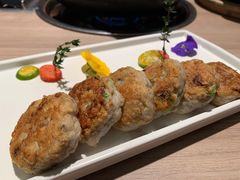 煎手打鱼饼-滋粥楼·顺德菜(番禺广场总店)