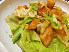 包包菜炒馕-伊带伊路新疆美食府(呼家楼店)