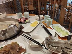 -四季喧黔味豆米火锅(万达广场店)