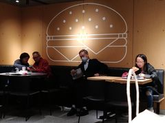 -麦当劳(中山公园龙之梦店)