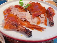 精品烤鸭-悦江(梅奔中心店)
