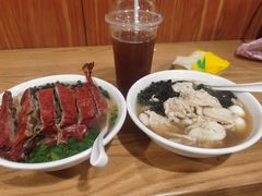 -老滕家过桥米线(金鱼胡同店)