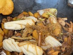 -粘豆包柴火铁锅炖