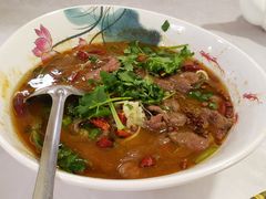 煮牛肉-惠爱餐厅