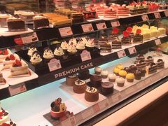-巴黎贝甜(大宁国际商业广场店)