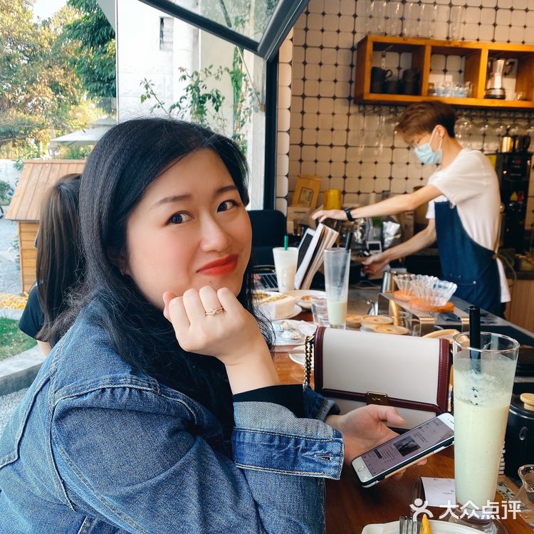 [吐]两间summer店都探过啦[吐][糖果]