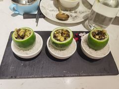 青柠檬酸辣眼睛螺-闻见中国海南菜(K11店)