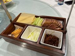 -悦色烤鸭店