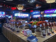 自助取餐区-八一好吃街·高品美食广场