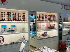-新视达眼镜店·蔡司·依视路(名镜苑店)