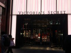 -Victoria's Secret(杭州湖滨银泰in77店)