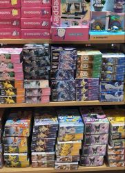 -卡通派潮品玩具折扣仓(青岛新城吾悦广场店)