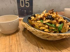-一两饭川味素食餐厅