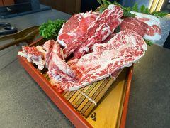 -铭牛烧肉·和牛海鲜自助(高新月牙湖店)