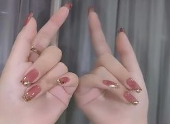 -美甲日记美睫专业纹绣半永久