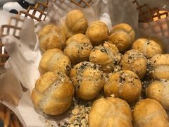 花生芝麻炸汤圆-眉州东坡(远洋未来广场店)