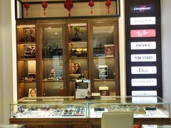 -回瑞眼镜·蔡司·依视路官方授权店(广益路万达店)