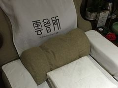 -新盈光·云会所(百丈东路店)