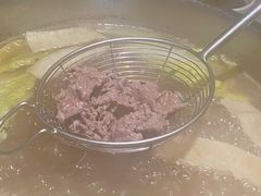 -左庭右院鲜牛肉火锅(浦江欢乐颂店)