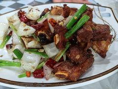 -老鄞江清水龙虾•赵赵家(江北店)