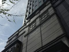 -梅龙镇广场