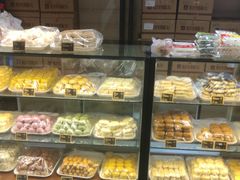 面包甜点陈列柜-稻香村(朝阳大悦城店)