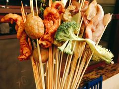 -马路边边串串香形象店(磐石路店)
