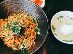-上海漕河泾万丽酒店