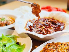 -渝信川菜 · 川味家常菜(财富购物中心店)