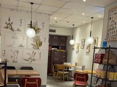 -必胜客(WOW昙华林店)