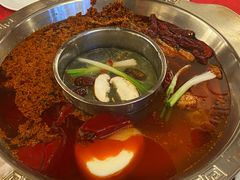 -山城年华老火锅(玉林店)