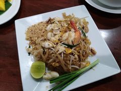-Dang restaurant (patong phuket)