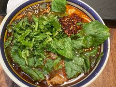 -云阿蛮云南生烫牛肉米线(奉贤路店)