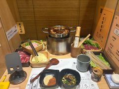 -独食火锅·半米屋台(直营总店)