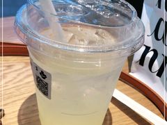 -Tims天好咖啡·贝果(雁展路万象天地店)