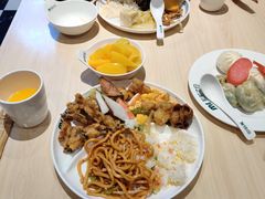 -梦航彩虹之约自助餐厅(华府天地店)