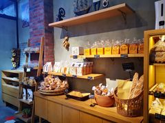 -啊噗吐呦现场烘焙(麦凯乐店)