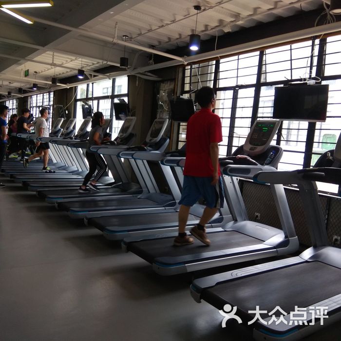 优力游泳健身公馆