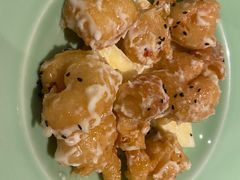 鬼马鲜果虾球-港丽餐厅(杭大店)