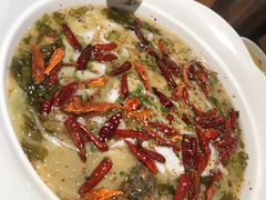 -江渔儿酸菜鱼(映月湖环宇城店)