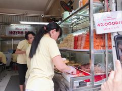 -Bánh Mì Huynh Hoa