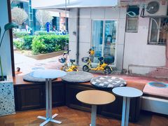 -Line 咖啡(石厦花园店)