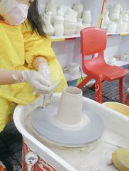 -泥娃娃DIY陶吧(易生活购物公园店)
