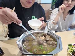 -闫家驴肉老店(华电一校店)